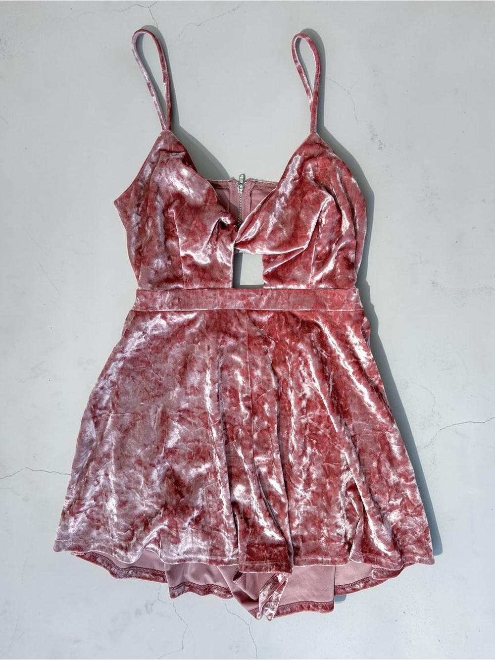 ✨Rokoko by Dazz✨Crushed Velvet Pink Romper✨